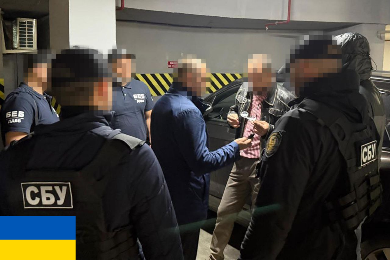 СБУ та БЕБ затримали за підозрою у веденні бізнесу з рф одного із керівників Бюро економічної безпеки в Одеській області